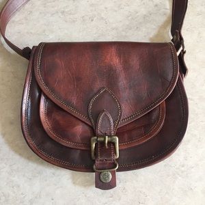 Brown vintage leather crossbody handbag